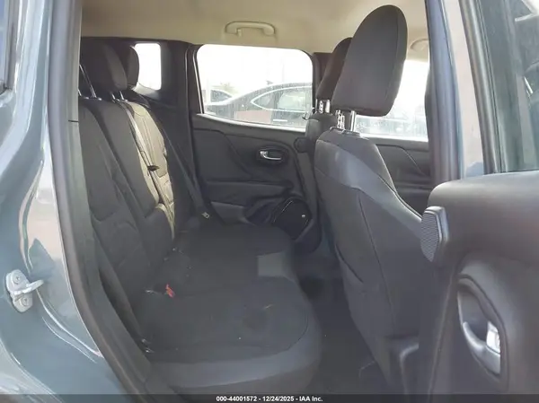 ZACCJABB2HPG23253 2017 JEEP RENEGADE - Image 8