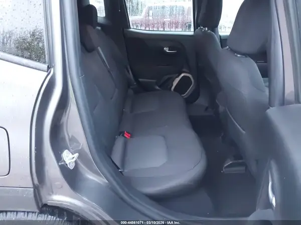 ZACCJABB2HPG33104 2017 JEEP RENEGADE - Image 8
