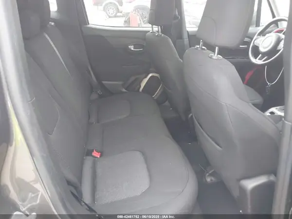 ZACCJABB2HPG41882 2017 JEEP RENEGADE - Image 8