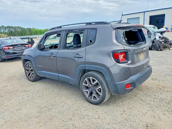 ZACCJABB2JPG74855 2018 JEEP RENEGADE - Image 2
