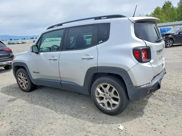 ZACCJABB2JPH21608 2018 JEEP RENEGADE - Image 2