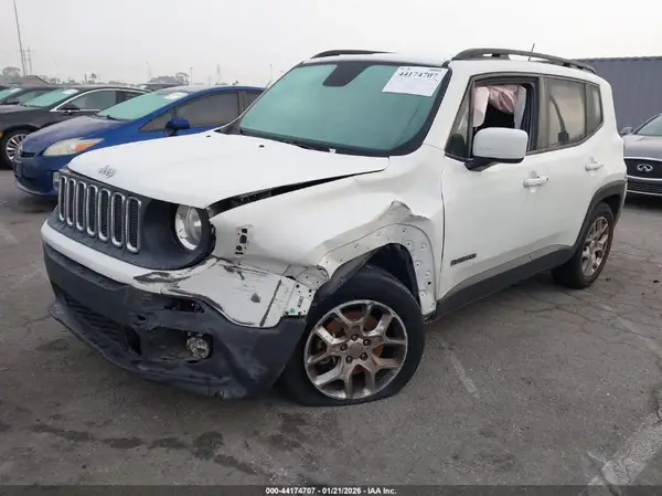 ZACCJABB2JPH26100 2018 JEEP RENEGADE - Image 2