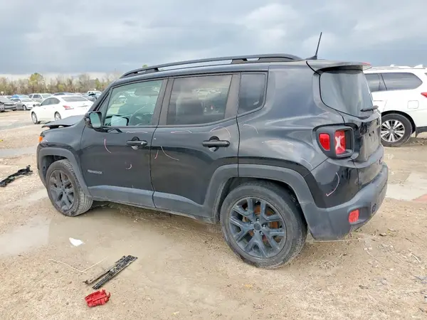 ZACCJABB2JPH61140 2018 JEEP RENEGADE - Image 2