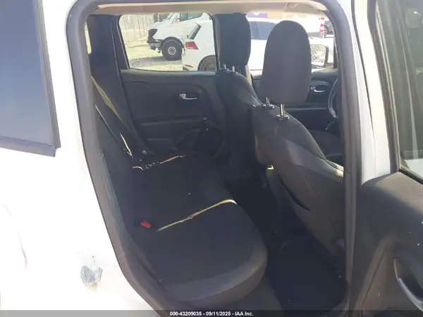 ZACCJABB2JPH86166 2018 JEEP RENEGADE - Image 8