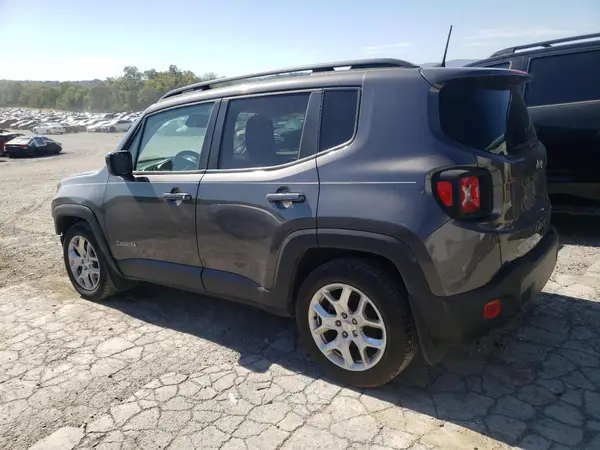 ZACCJABB2JPH97815 2018 JEEP RENEGADE - Image 2