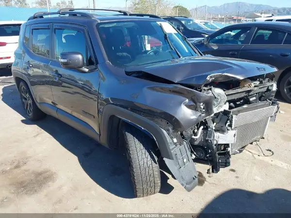 ZACCJABB2JPJ10779 2018 JEEP RENEGADE - Image 1