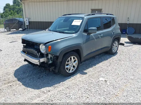 ZACCJABB2JPJ30384 2018 JEEP RENEGADE - Image 2