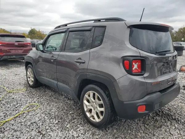 ZACCJABB2JPJ31387 2018 JEEP RENEGADE - Image 2