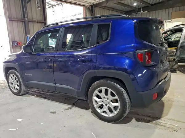 ZACCJABB2JPJ62767 2018 JEEP RENEGADE - Image 2