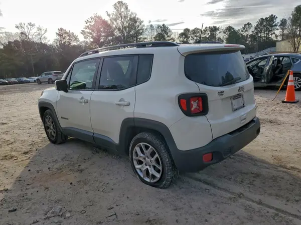 ZACCJABB2JPJ62770 2018 JEEP RENEGADE - Image 2