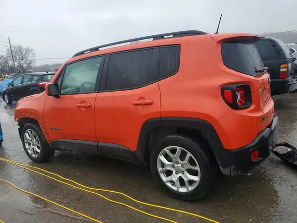 ZACCJABB2JPJ64471 2018 JEEP RENEGADE - Image 2