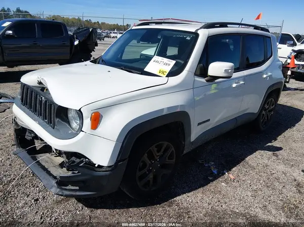 ZACCJABB3HPF15482 2017 JEEP RENEGADE - Image 2