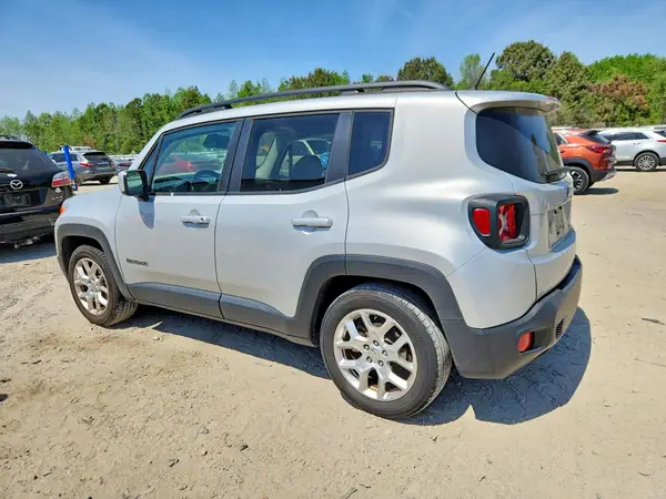 ZACCJABB3HPF64228 2017 JEEP RENEGADE - Image 2