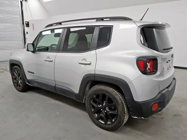 ZACCJABB3HPF97519 2017 JEEP RENEGADE - Image 2