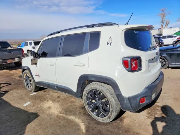 ZACCJABB3HPF98914 2017 JEEP RENEGADE - Image 2