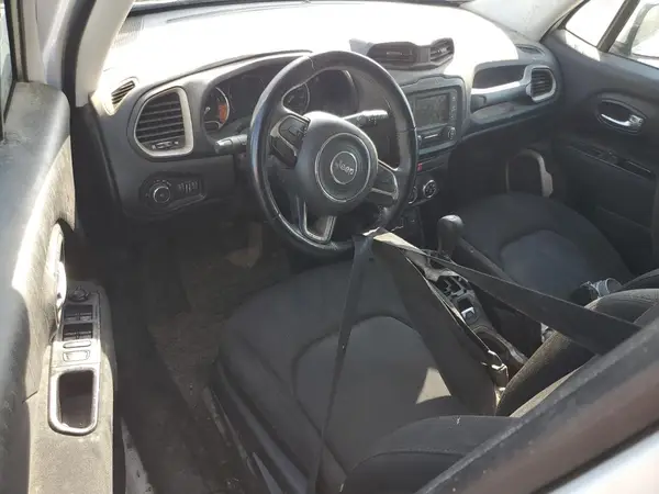 ZACCJABB3HPG14271 2017 JEEP RENEGADE - Image 8