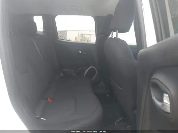 ZACCJABB3HPG23102 2017 JEEP RENEGADE - Image 8
