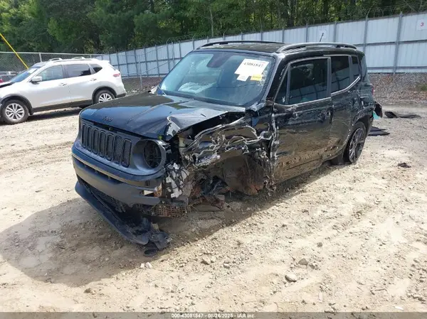 ZACCJABB3HPG23651 2017 JEEP RENEGADE - Image 2