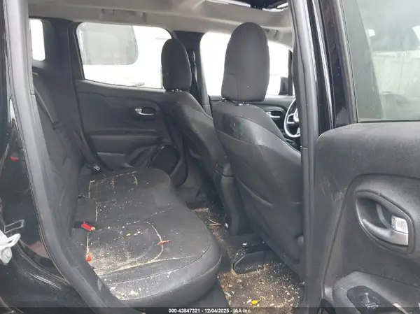 ZACCJABB3HPG25626 2017 JEEP RENEGADE - Image 8