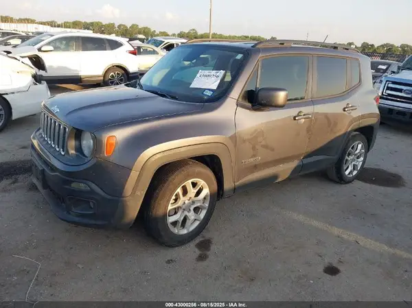 ZACCJABB3HPG31328 2017 JEEP RENEGADE - Image 2