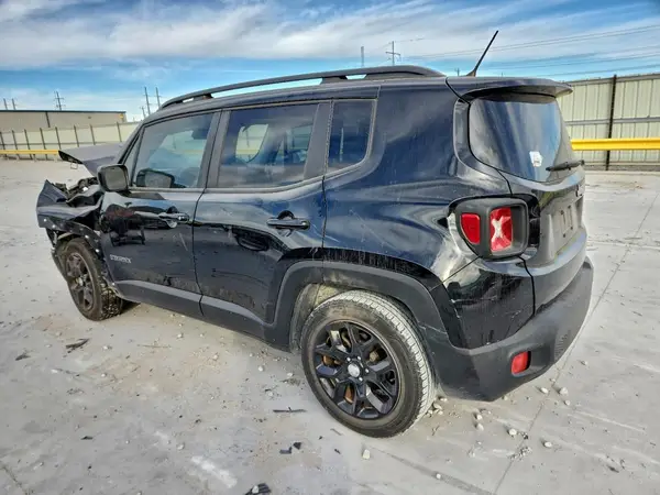 ZACCJABB3HPG33886 2017 JEEP RENEGADE - Image 2