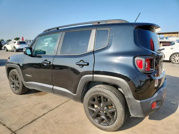 ZACCJABB3HPG34018 2017 JEEP RENEGADE - Image 2