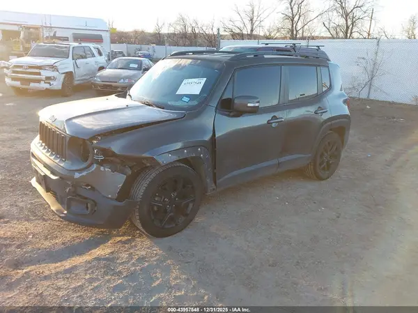 ZACCJABB3HPG37761 2017 JEEP RENEGADE - Image 2