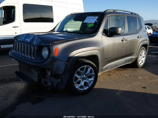 ZACCJABB3HPG52311 2017 JEEP RENEGADE - Image 2