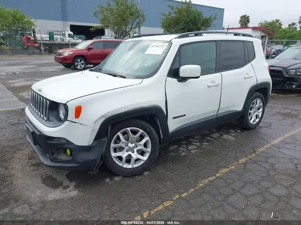 ZACCJABB3JPH05434 2018 JEEP RENEGADE - Image 2