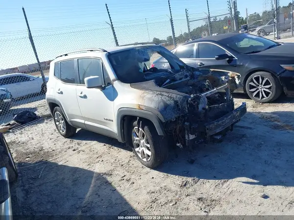 ZACCJABB3JPH22458 2018 JEEP RENEGADE - Image 1