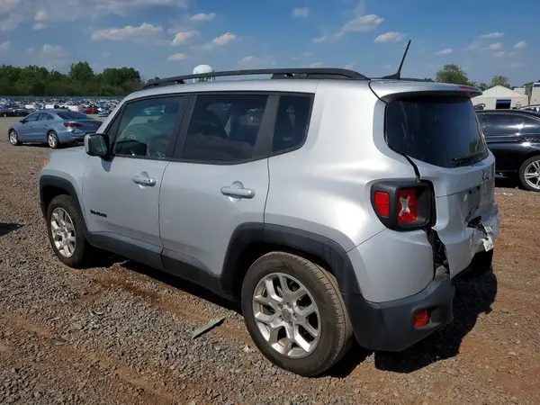 ZACCJABB3JPH22640 2018 JEEP RENEGADE - Image 2