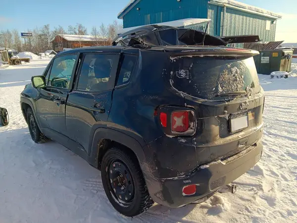 ZACCJABB3JPH52091 2018 JEEP RENEGADE - Image 2
