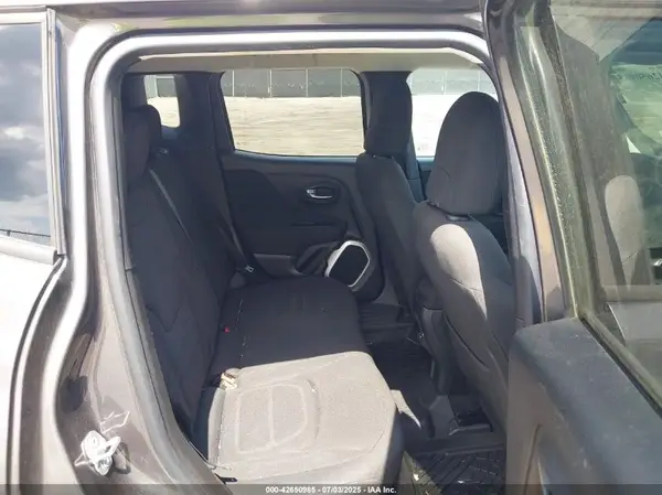 ZACCJABB3JPH79632 2018 JEEP RENEGADE - Image 8