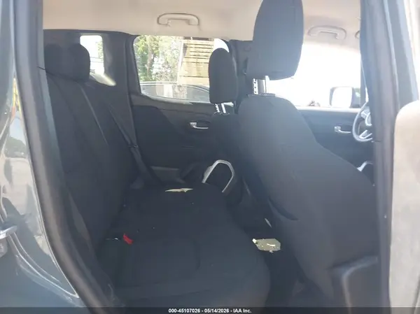 ZACCJABB3JPH83504 2018 JEEP RENEGADE - Image 8