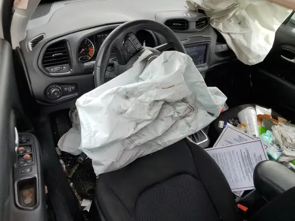 ZACCJABB3JPJ18227 2018 JEEP RENEGADE - Image 8