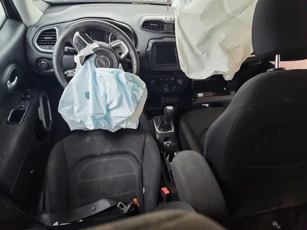 ZACCJABB3JPJ35738 2018 JEEP RENEGADE - Image 8