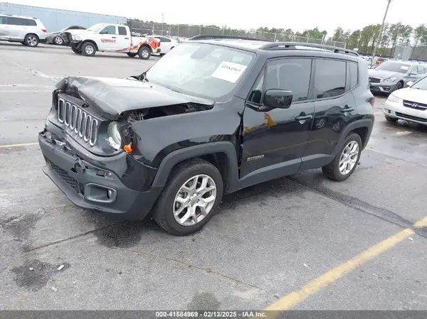 ZACCJABB3JPJ46576 2018 JEEP RENEGADE - Image 2