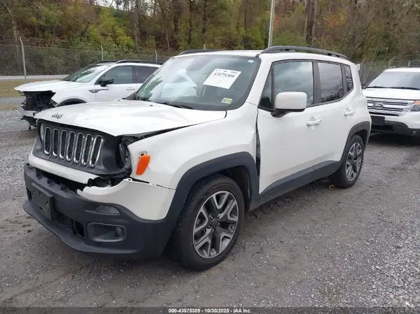 ZACCJABB4HPF12753 2017 JEEP RENEGADE - Image 2