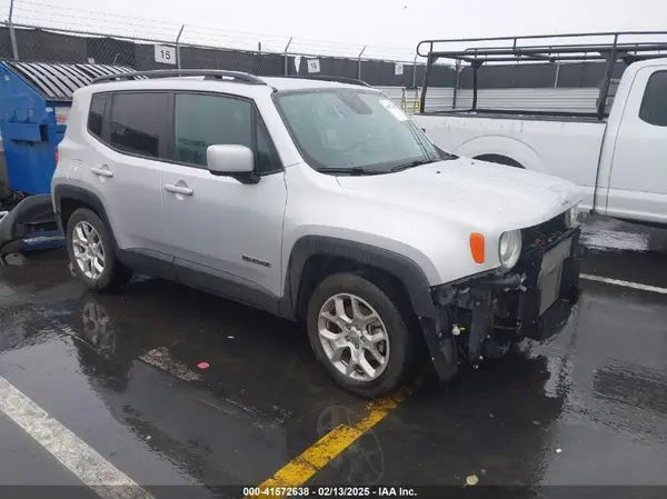 ZACCJABB4JPH02140 2018 JEEP RENEGADE - Image 1
