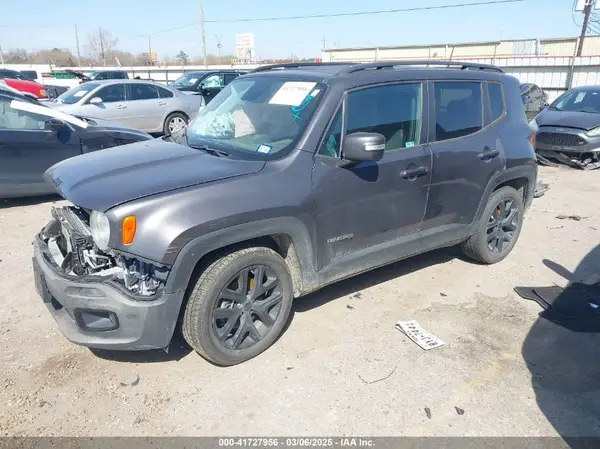 ZACCJABB4JPH29130 2018 JEEP RENEGADE - Image 2