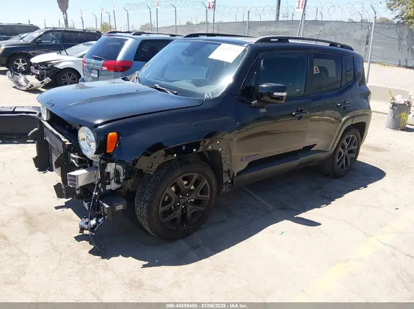 ZACCJABB4JPH30357 2018 JEEP RENEGADE - Image 2