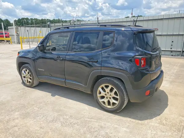 ZACCJABB4JPH37714 2018 JEEP RENEGADE - Image 2