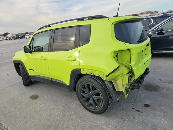 ZACCJABB4JPH39463 2018 JEEP RENEGADE - Image 2