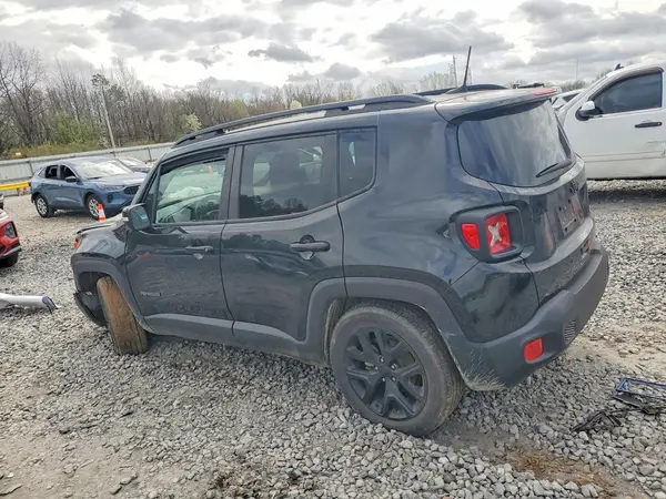 ZACCJABB4JPH76514 2018 JEEP RENEGADE - Image 2