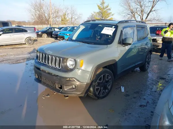 ZACCJABB4JPJ02215 2018 JEEP RENEGADE - Image 2