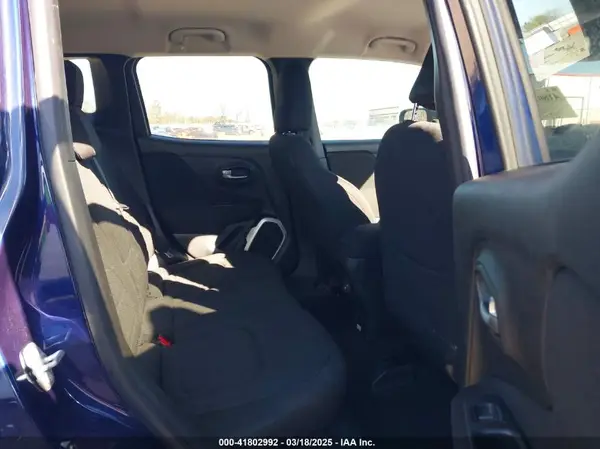 ZACCJABB4JPJ03414 2018 JEEP RENEGADE - Image 8