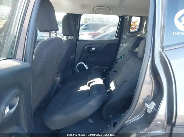 ZACCJABB4JPJ03560 2018 JEEP RENEGADE - Image 8