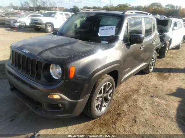 ZACCJABB4JPJ58946 2018 JEEP RENEGADE - Image 2