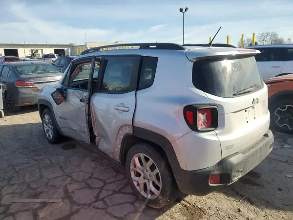 ZACCJABB5HPE99799 2017 JEEP RENEGADE - Image 2