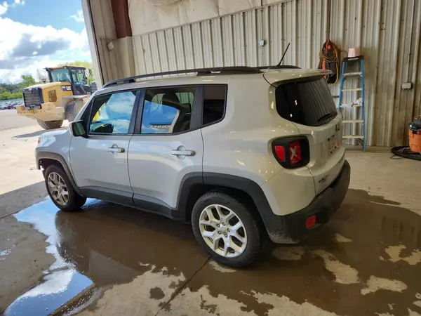 ZACCJABB5HPF17881 2017 JEEP RENEGADE - Image 2